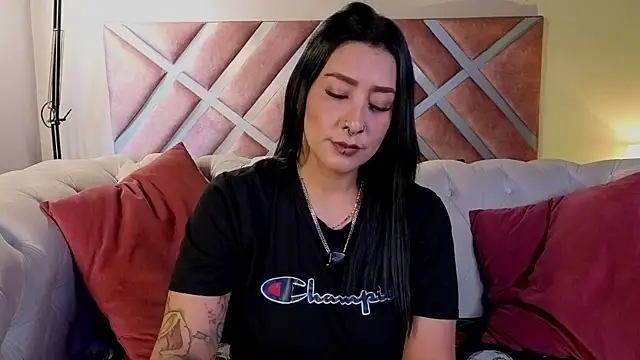  kelly hous36 online show from June 2, 1:12 pm