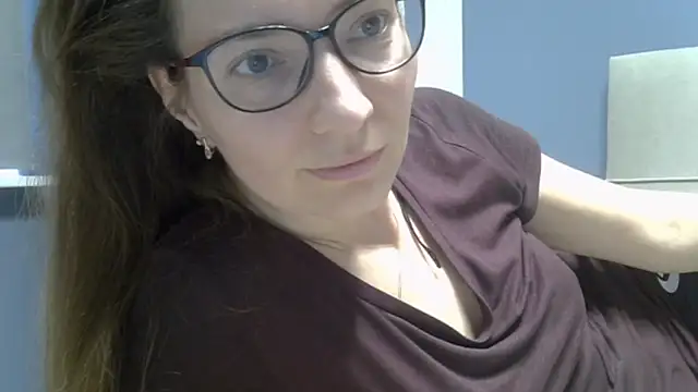 Ashleyspice online show from April 15, 12:28 pm