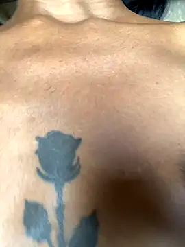 Jasmine FullsShine online show from October 5, 10:15 pm