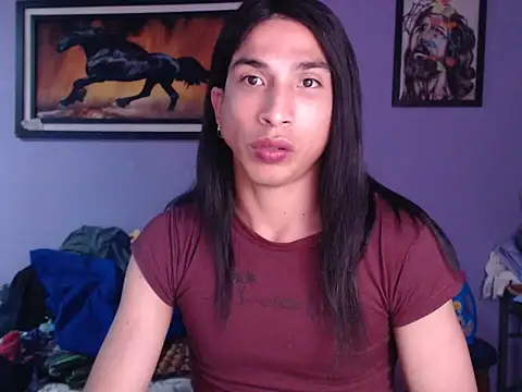 brunettehot77 online show from May 5, 8:56 pm
