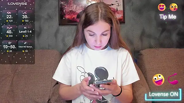 CassieMils online show from November 26, 3:29 am