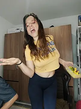 Isaandysex2428 online show from February 23, 11:37 pm