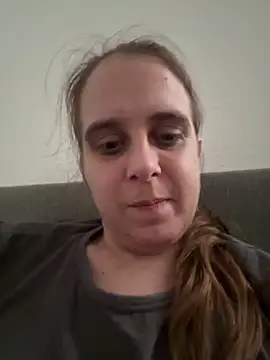 Chantalee online show from March 28, 9:42 am