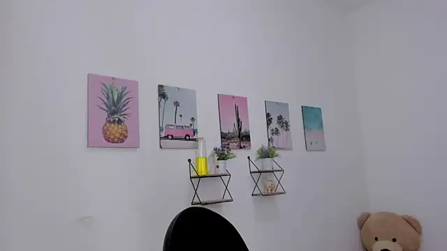 Emma lean online show from February 2, 7:57 pm