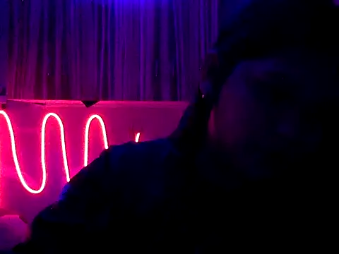 Lianneeeeee1 online show from September 24, 6:29 pm