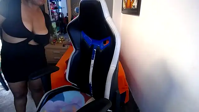 marysol83 online show from April 4, 7:34 pm