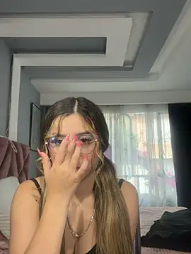 SweetSofi88 online show from April 17, 5:37 pm