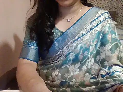 Pinky 4 online show from March 27, 3:35 pm