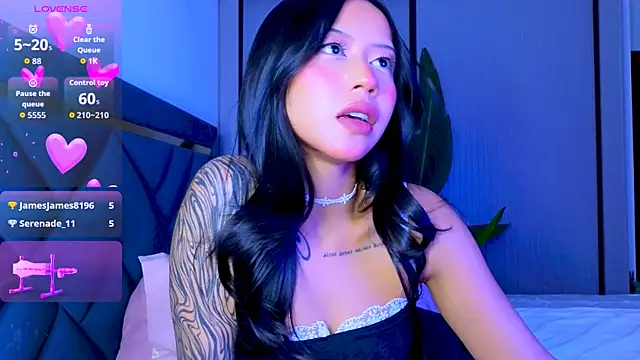 Mia Tin online show from July 11, 4:18 pm