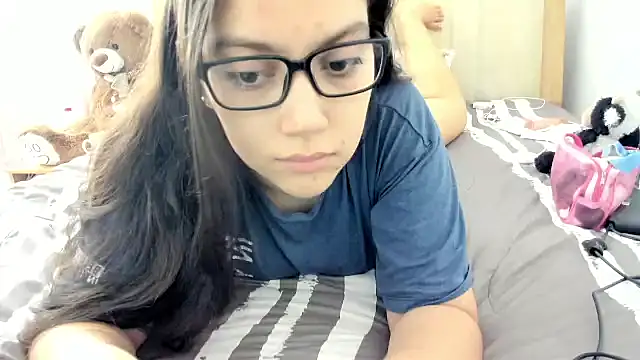 roniewester online show from March 13, 6:09 pm