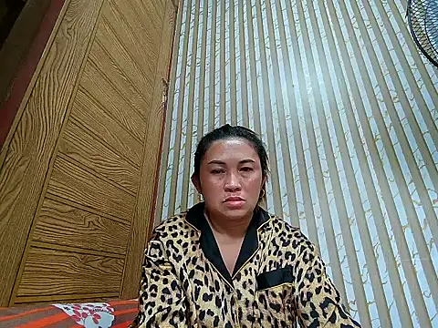 LalaiAsian online show from March 14, 6:58 am