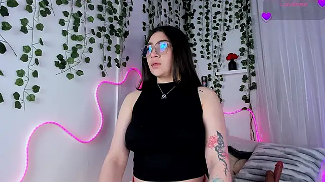 Samii Evans online show from July 25, 4:41 am