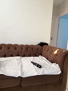 StupidNaturalPhatBooty  online show from April 1, 5:19 am