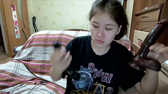 Riz girl online show from April 10, 2:23 pm