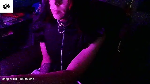 crystalxh online show from October 15, 8:22 pm