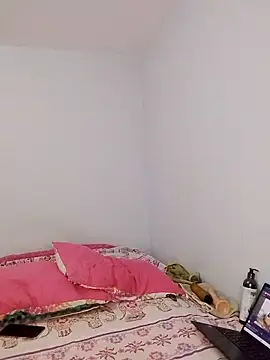 iamemmablake online show from March 21, 12:48 am