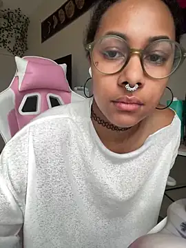 goddessxdreaxo online show from September 16, 12:35 pm