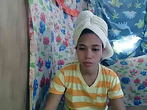 PinaySkinnyGirl online show from March 12, 2:25 am