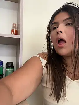 Lia sexx online show from March 10, 6:45 pm