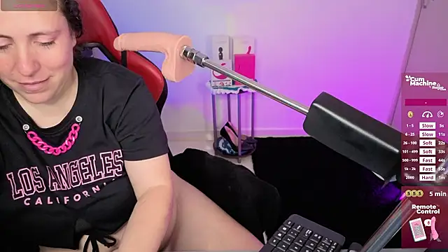 valery adams1 online show from March 20, 6:07 am