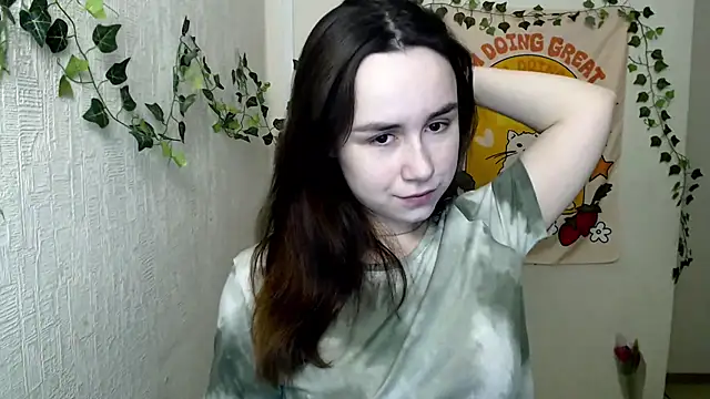 VeryVeryVeryShy  online show from March 9, 7:33 am