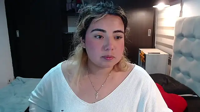 yini angel online show from July 29, 2:22 am