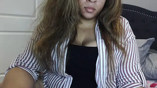 ExoticEmpress18 online show from April 5, 8:13 am