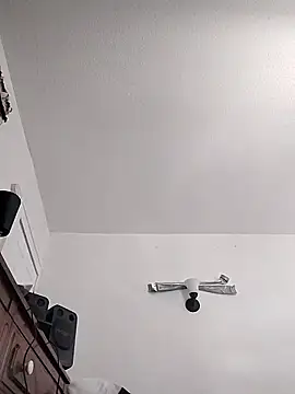 eatmeplease44 online show from September 27, 7:10 pm