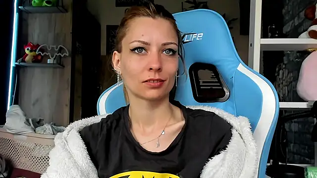 karo123421 online show from March 16, 5:32 am