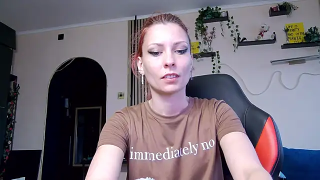 karo123421 online show from April 2, 3:20 pm