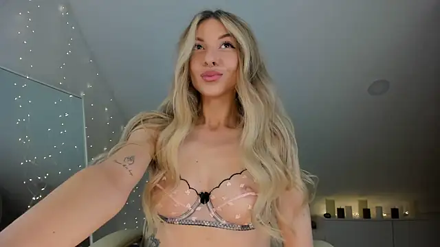 Maya Goddess online show from April 4, 12:31 am