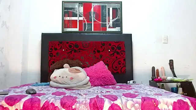 LexiStone  online show from March 25, 1:55 am