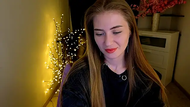 Adelyna Bird online show from April 17, 7:21 am