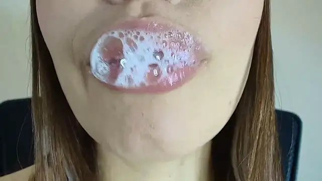 lisbet21x online show from September 13, 4:15 pm