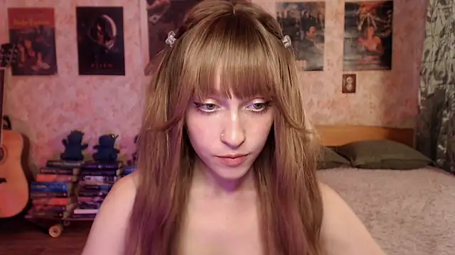 Friendly Ellie online show from July 11, 12:49 pm