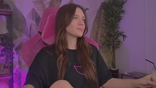 JennyDens online show from March 26, 4:42 pm