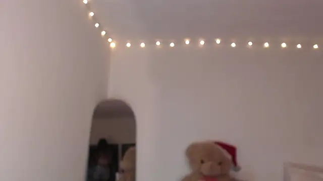 ValienteGirl  online show from March 20, 3:33 am