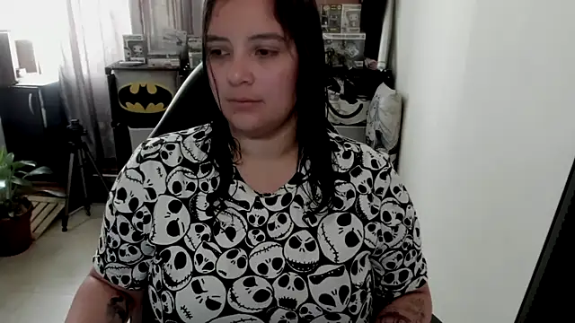 aika-dreams online show from April 10, 1:39 pm