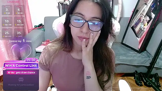 Maggie Fox3 online show from March 26, 3:30 am