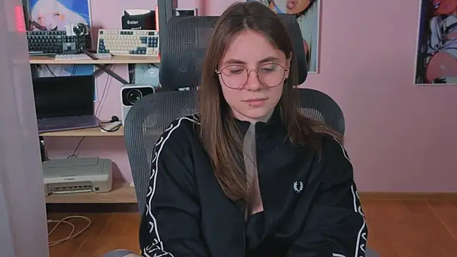  AnnaStark  online show from April 16, 8:30 pm