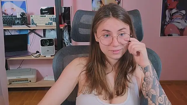  AnnaStark  online show from April 12, 5:21 am