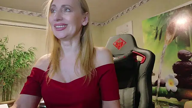 HotLana69 online show from April 9, 6:46 pm