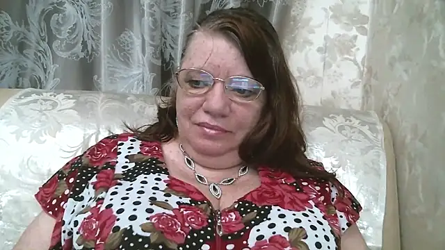 SusanaAhSun online show from April 15, 11:00 am