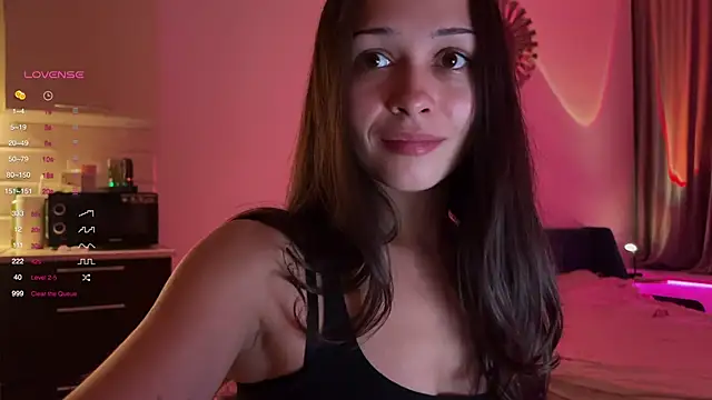 mo1ly online show from April 10, 5:30 pm