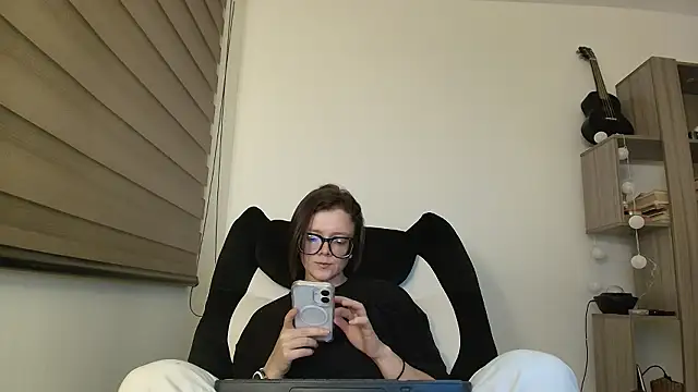 Arya starrk online show from January 16, 1:12 am