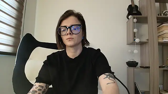 Arya starrk online show from February 18, 2:27 pm