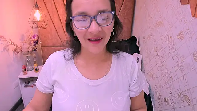 MarilynMiilf  online show from September 11, 8:31 pm