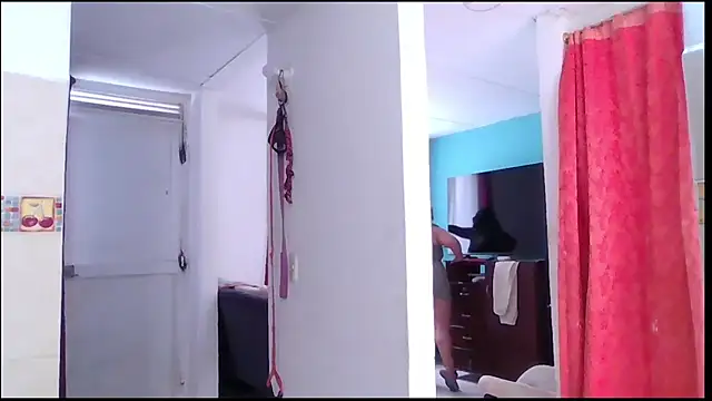 Diana Lozano online show from April 8, 2:41 pm