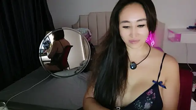 AsianQueens online show from June 18, 3:19 am
