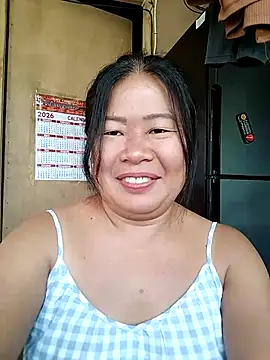 Lovelywoman43 online show from May 13, 11:21 pm